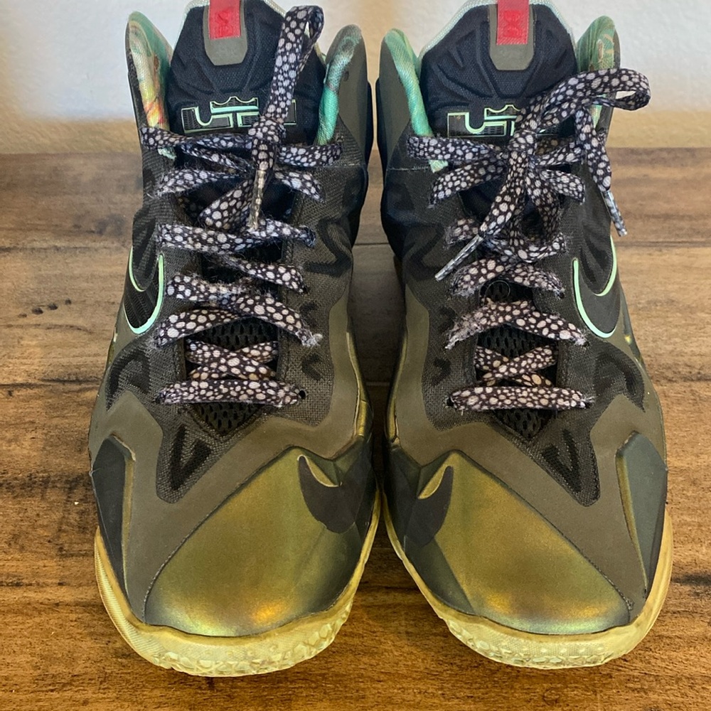 Lebron 11 size 6.5 youth